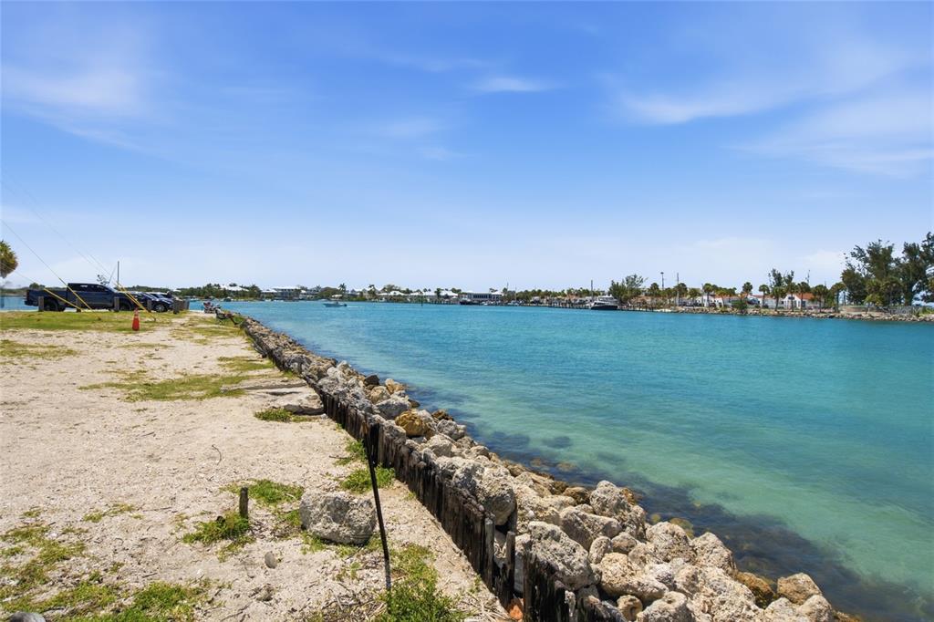 402 Ketch Way, Unit 402 Nokomis, FL 34275 - Photo 38 of 39