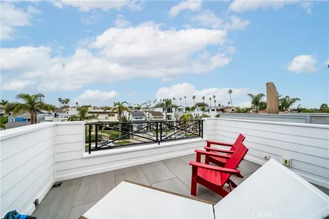 $2,995,000 | 608 13th Street, Huntington Beach, CA 92648