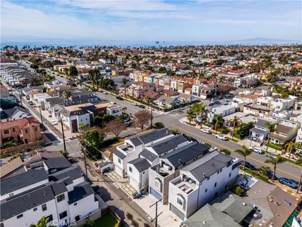 $2,995,000 | 608 13th Street, Huntington Beach, CA 92648
