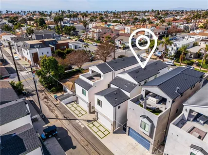 $2,995,000 | 608 13th Street, Huntington Beach, CA 92648