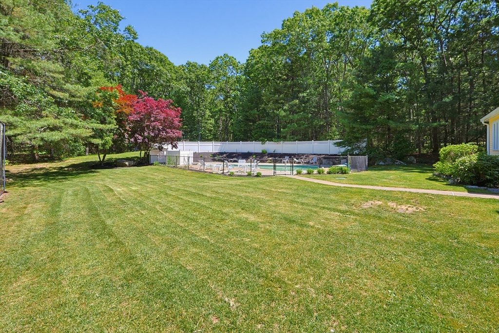 8 Turner Hill Road Medfield, MA 02052 - Photo 27 of 42