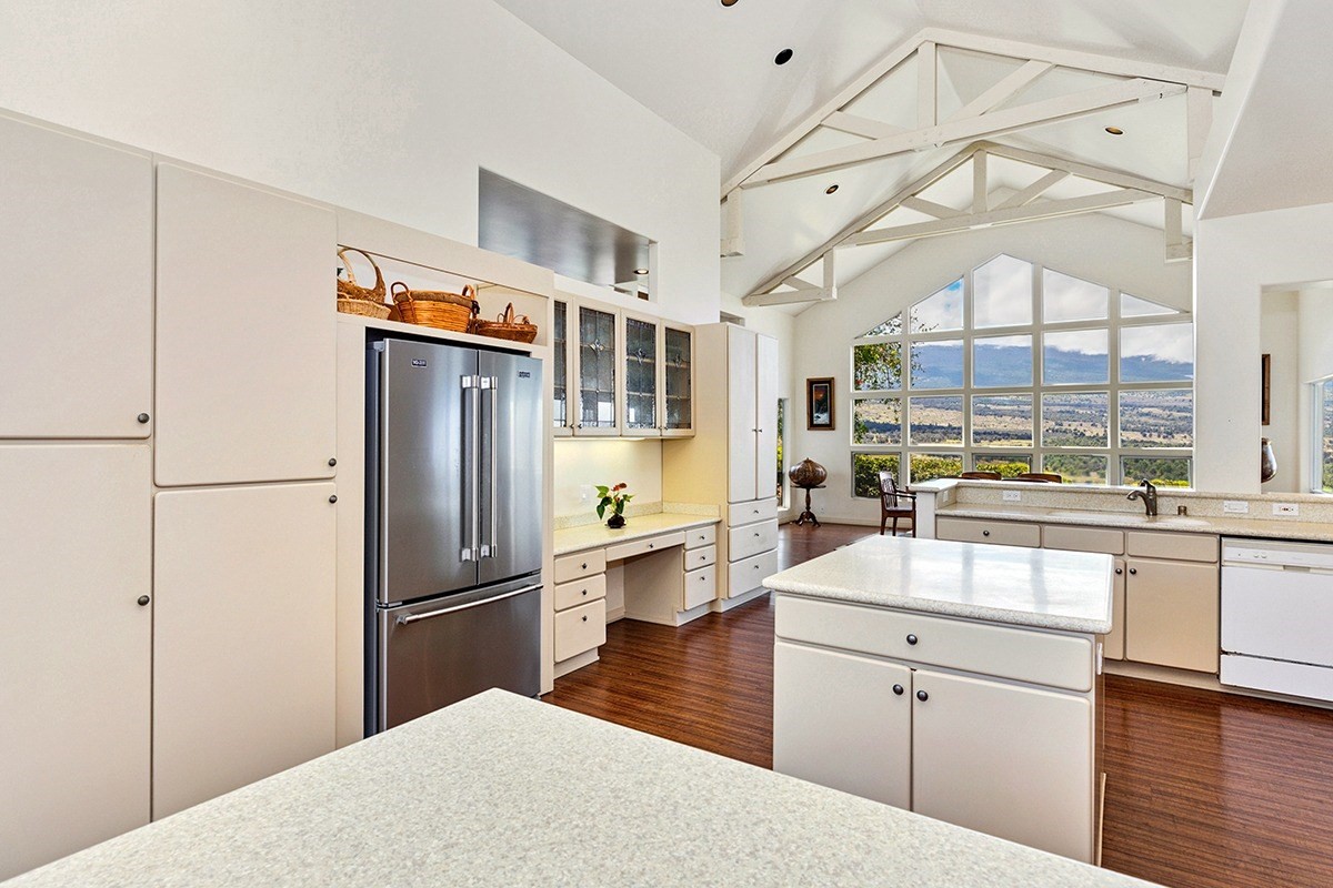 71-1644 Puu Napoo Drive Kailua-Kona, HI 96740 - Photo 3 of 28