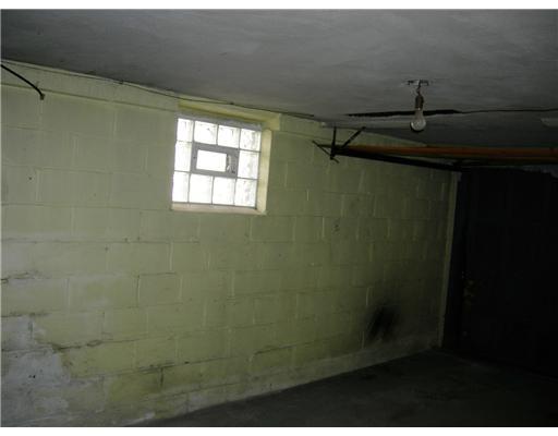 2926 Middletown Road Sheraden, PA 15204 - Photo 15 of 17 Parking Lot/Garage.