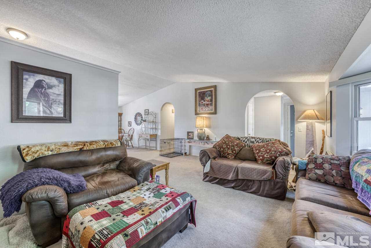 8532 Moth Circle Reno, NV 89506 - Photo 8 of 27 Photo 8