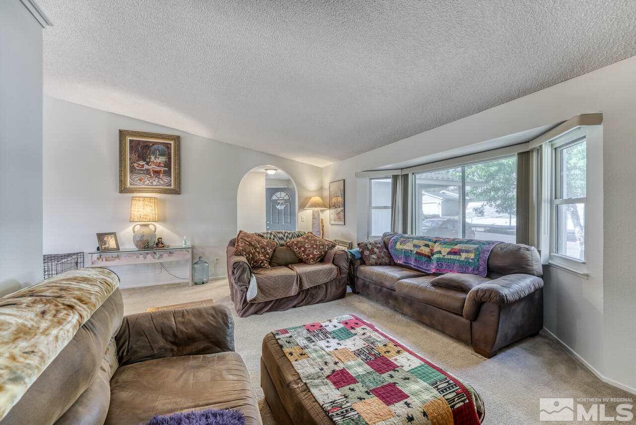 8532 Moth Circle Reno, NV 89506 - Photo 9 of 27 Photo 9