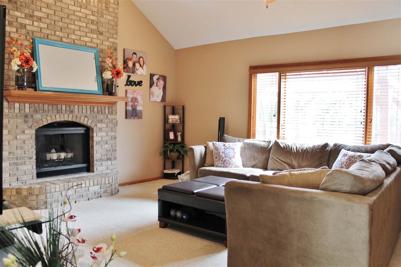 10808 Wild Ridge Place Fort Wayne, IN 46818 - Photo 11 of 33 Gallery Image 11