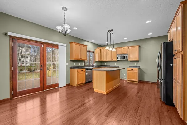 $579,999 | 1338 West 61st Street, Davenport, IA 52806