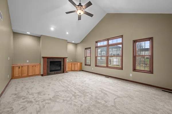 $579,999 | 1338 West 61st Street, Davenport, IA 52806