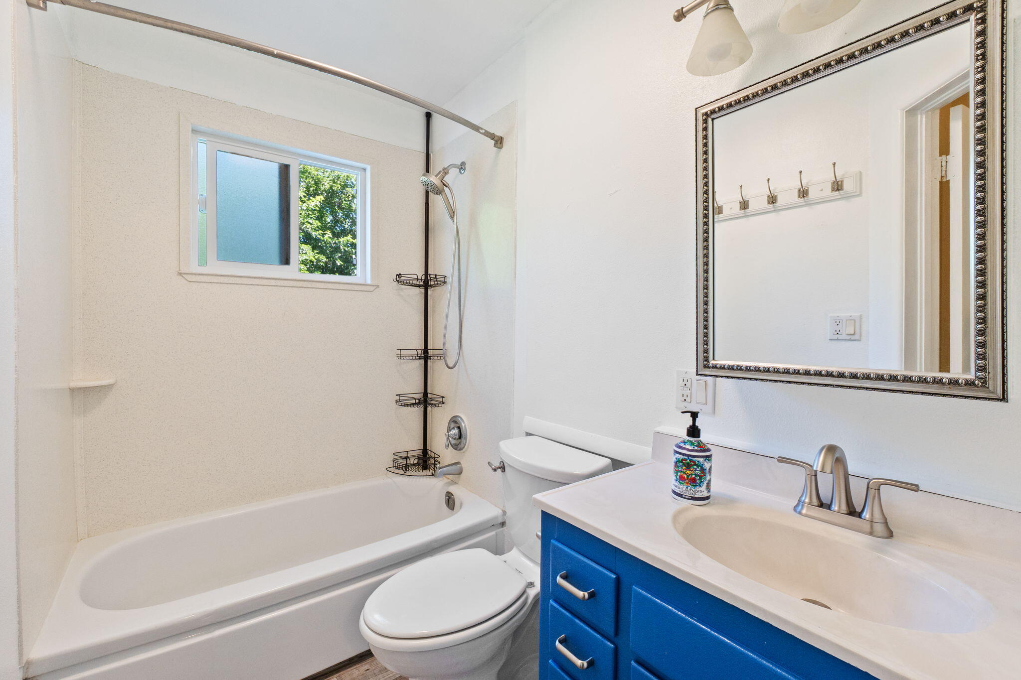 5039 Bidwell Road Redding, CA 96001 - Photo 23 of 41 24-web-or-mls-BiggerFlow Real Estate Med