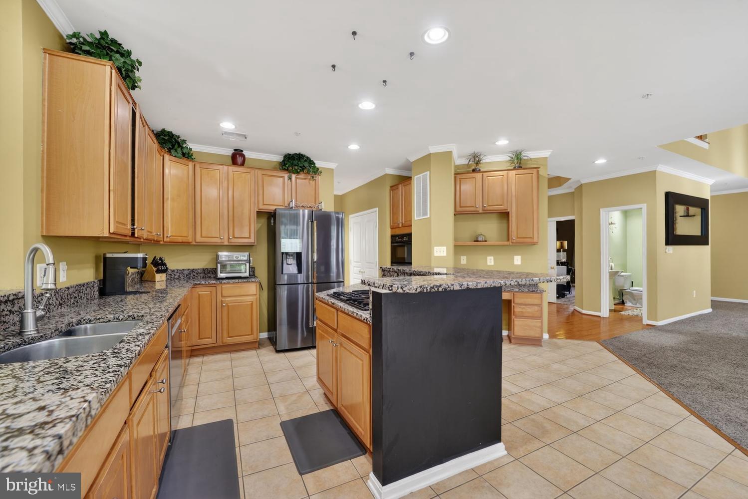 8023 River Park Road Bowie, MD 20715 - Photo 9 of 49 Center Island Kitchen