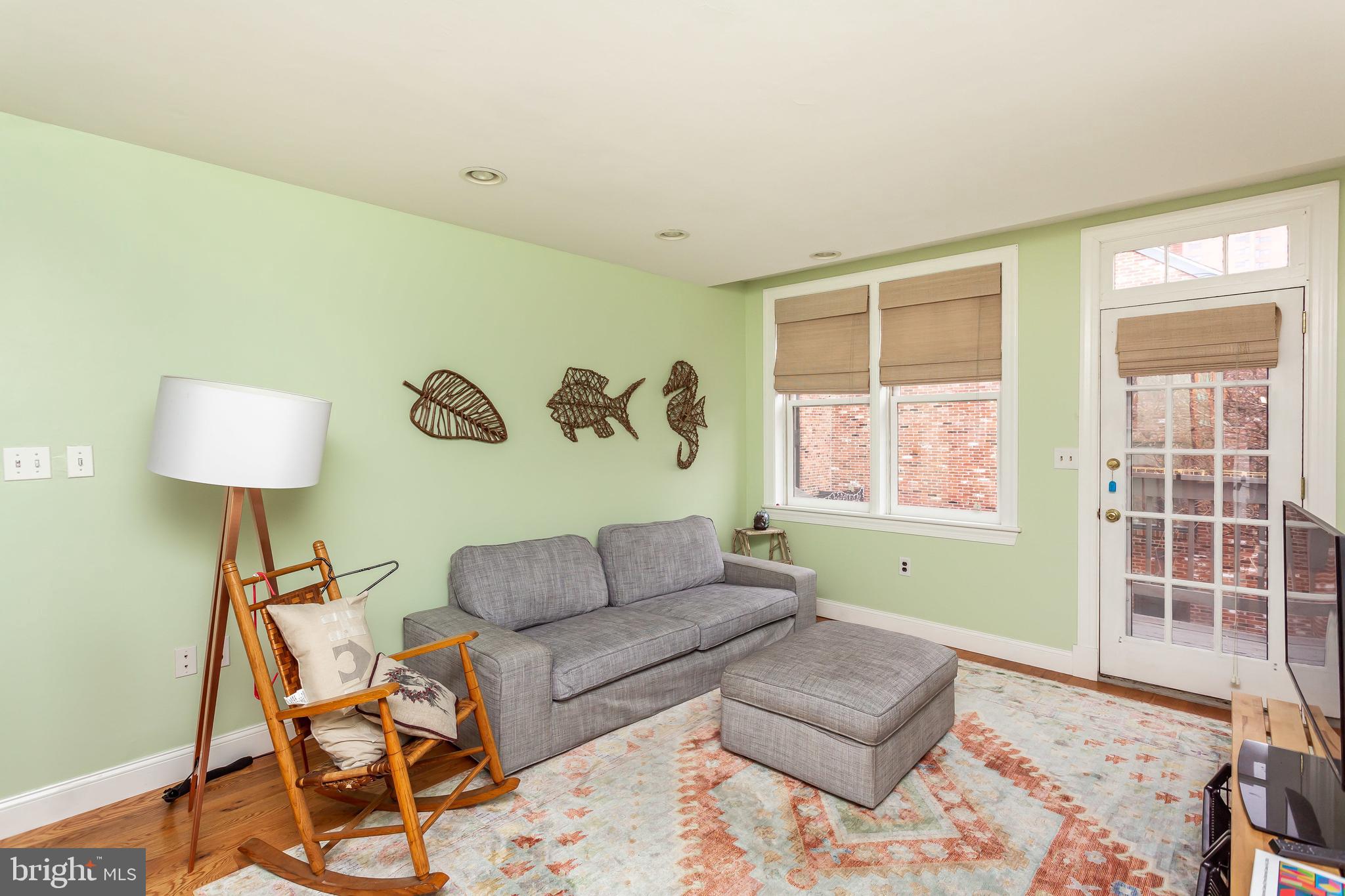 521 South Sharp Street Baltimore, MD 21201 - Photo 10 of 24 Bedroom or second living space