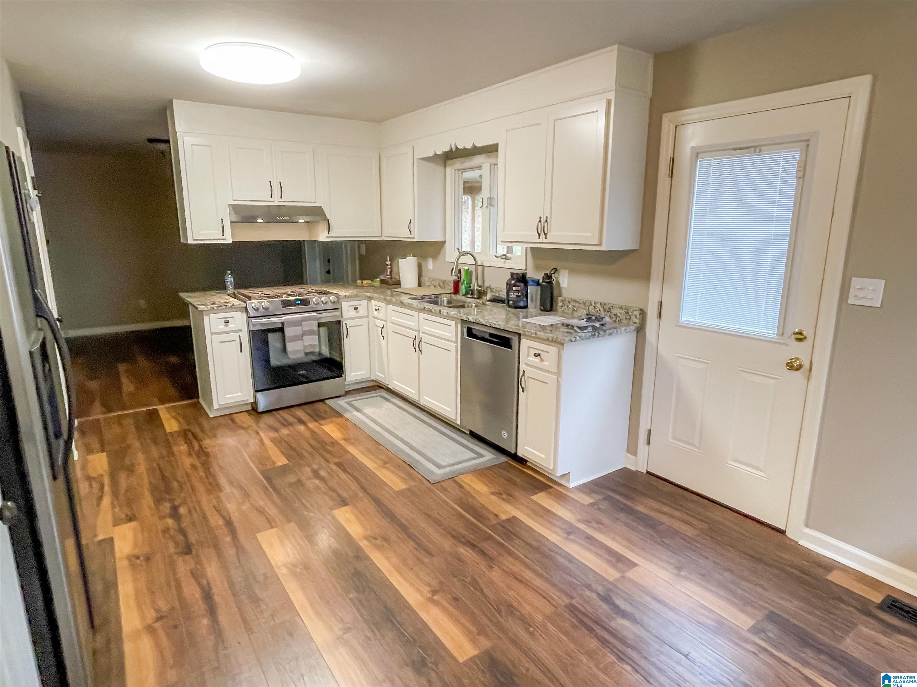 41 Ricky Lane Pell City, AL 35128 - Photo 8 of 33