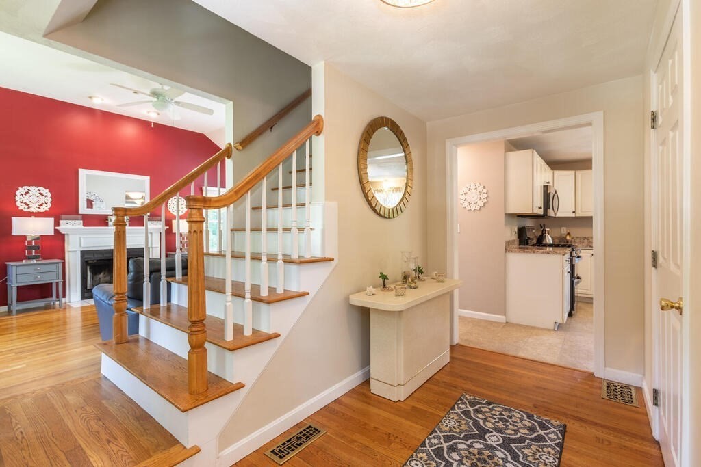 31 Hammond Farm Road Haverhill, MA 01832 - Photo 3 of 22 Gallery Image 3