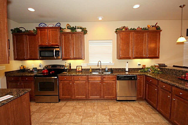 10610 Orkney Way Daphne, AL 36527 - Photo 9 of 20 Kitchen View 1