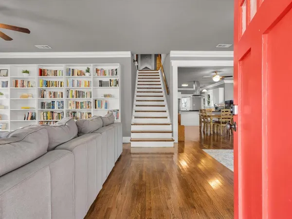 $530,000 | 1942 Fairmount Avenue, Fort Worth, TX 76110