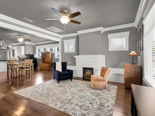 $530,000 | 1942 Fairmount Avenue, Fort Worth, TX 76110