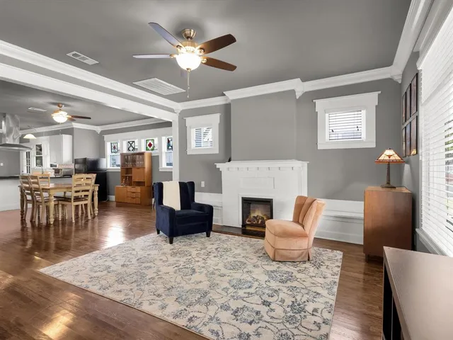 $540,000 | 1942 Fairmount Avenue, Fort Worth, TX 76110