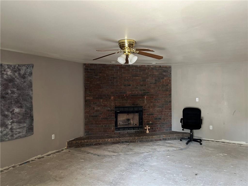 2404 Bobwhite Drive St. Bernard, LA 70085 - Photo 2 of 31