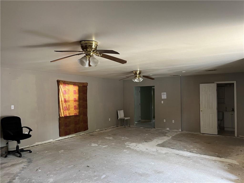 2404 Bobwhite Drive St. Bernard, LA 70085 - Photo 3 of 31