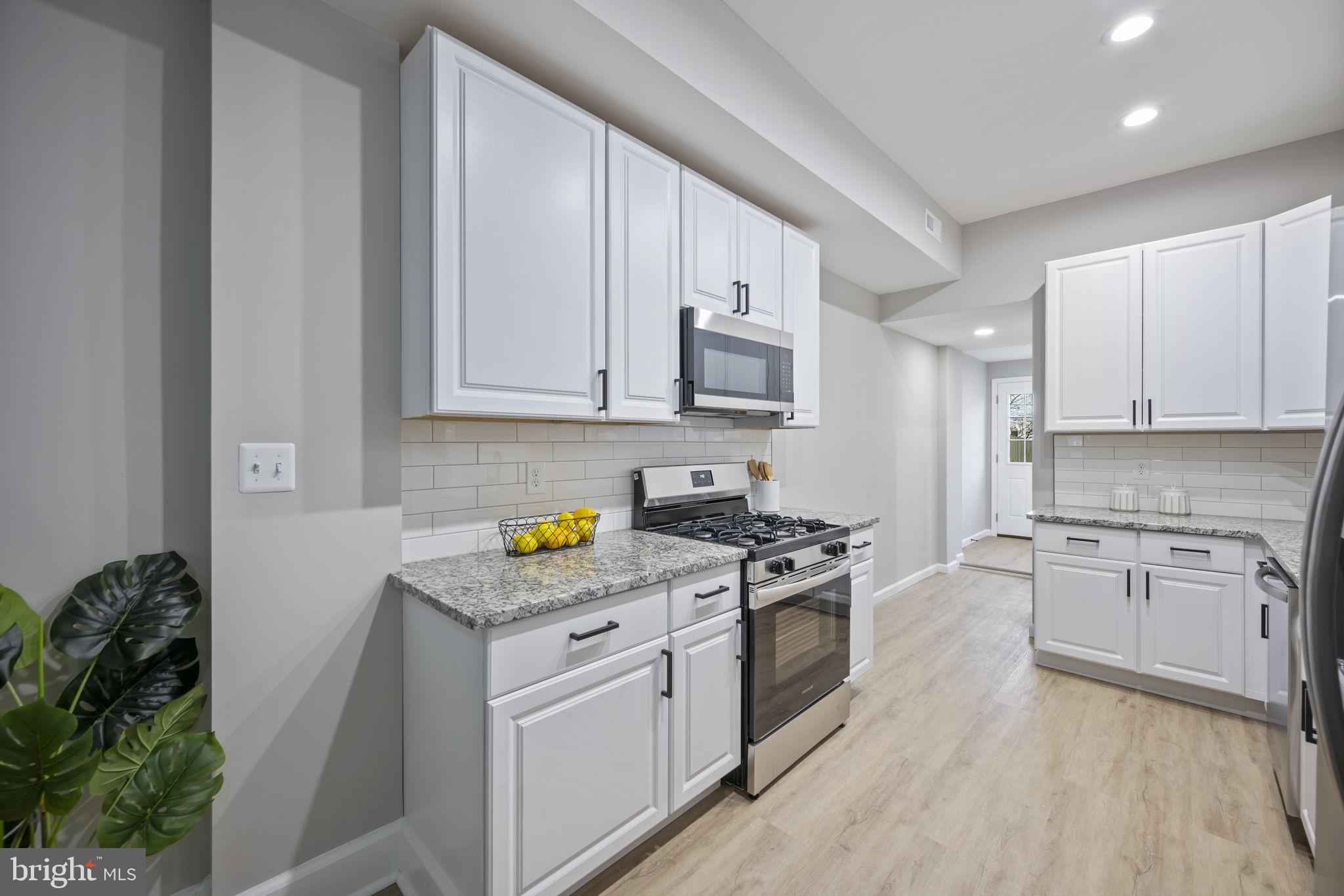 3609 Chestnut Avenue Baltimore, MD 21211 - Photo 10 of 36