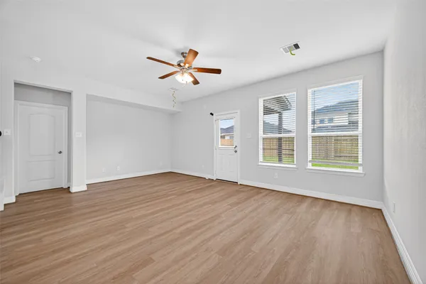 $2,500 | 17831 Cappadocia Trail, Tomball, TX 77377