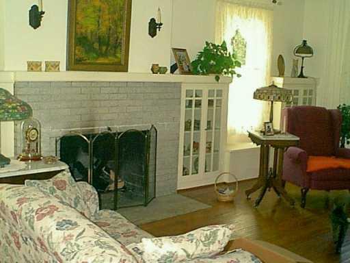919 Oak Indiana, PA 15701 - Photo 3 of 8 Gallery Image 3