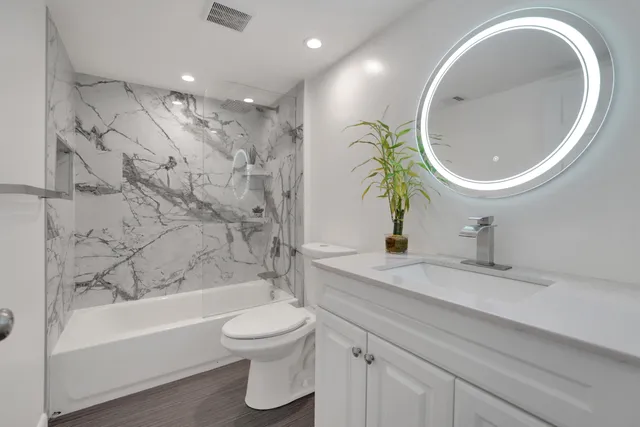 $355,000 | 6121 Balboa Circle, Unit 103, Boca Raton, FL 33433