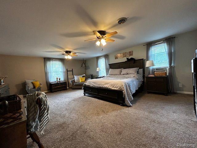1189 Rinn Street Burton, MI 48509 - Photo 17 of 44 Huge master bedroom