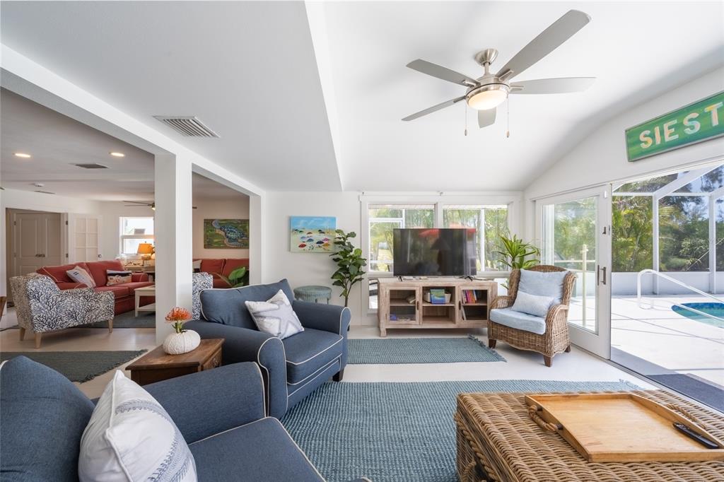 8302 Midnight Pass Road Sarasota, FL 34242 - Photo 15 of 82 Gallery Image 15