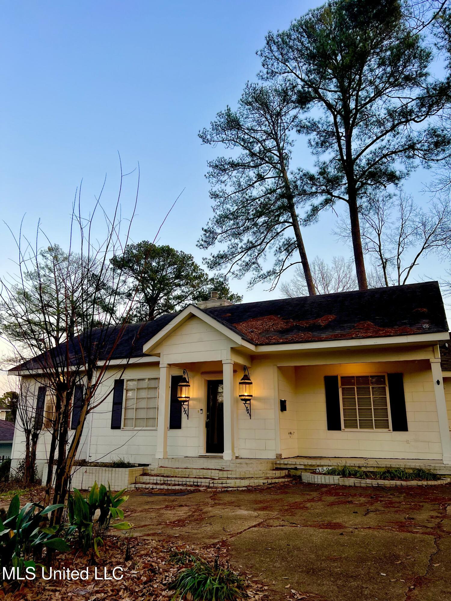 3526 Old Canton Road Jackson, MS 39216 - Photo 1 of 10 tempImageRKApUS