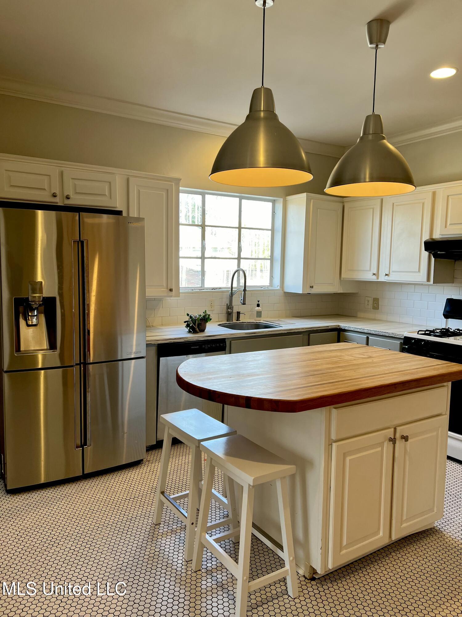3526 Old Canton Road Jackson, MS 39216 - Photo 6 of 10 tempImagekRyVZh
