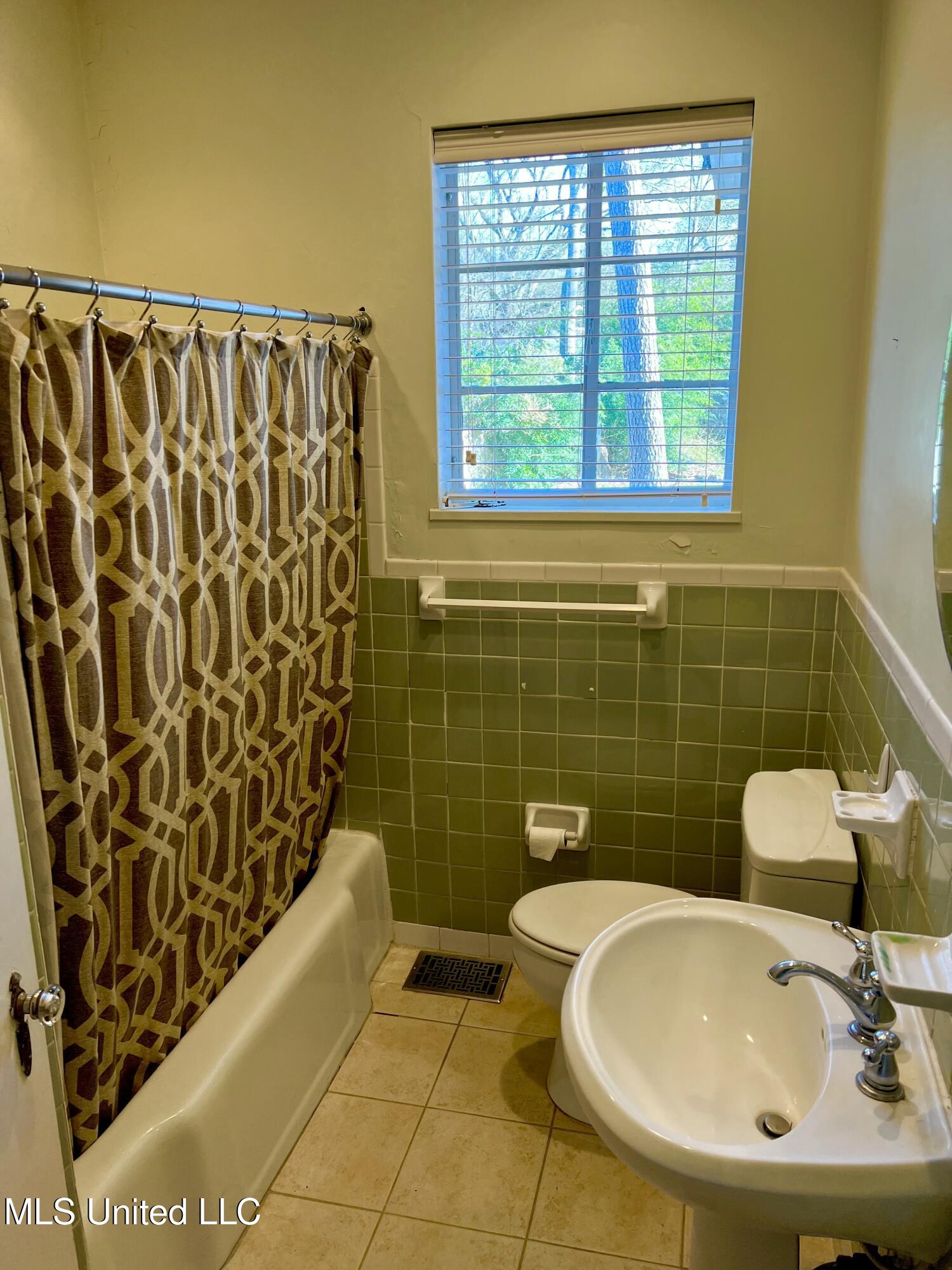3526 Old Canton Road Jackson, MS 39216 - Photo 9 of 10 tempImageDMeQE2