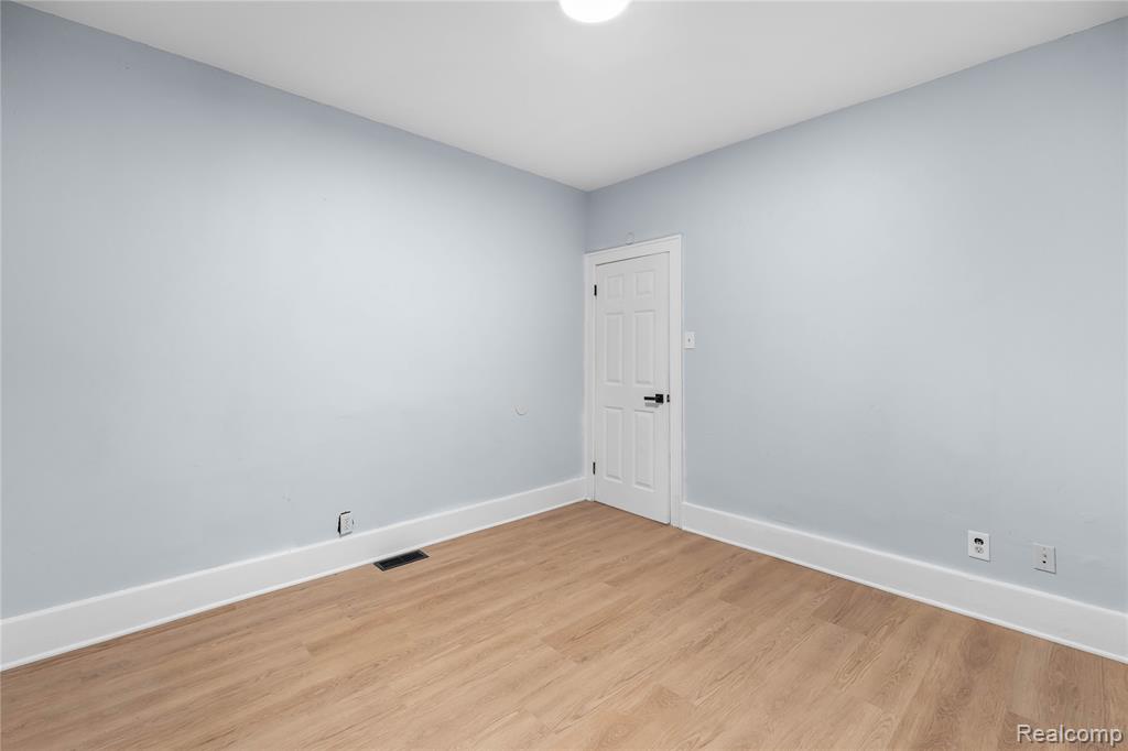 2505 Inglis Street Detroit, MI 48209 - Photo 15 of 29