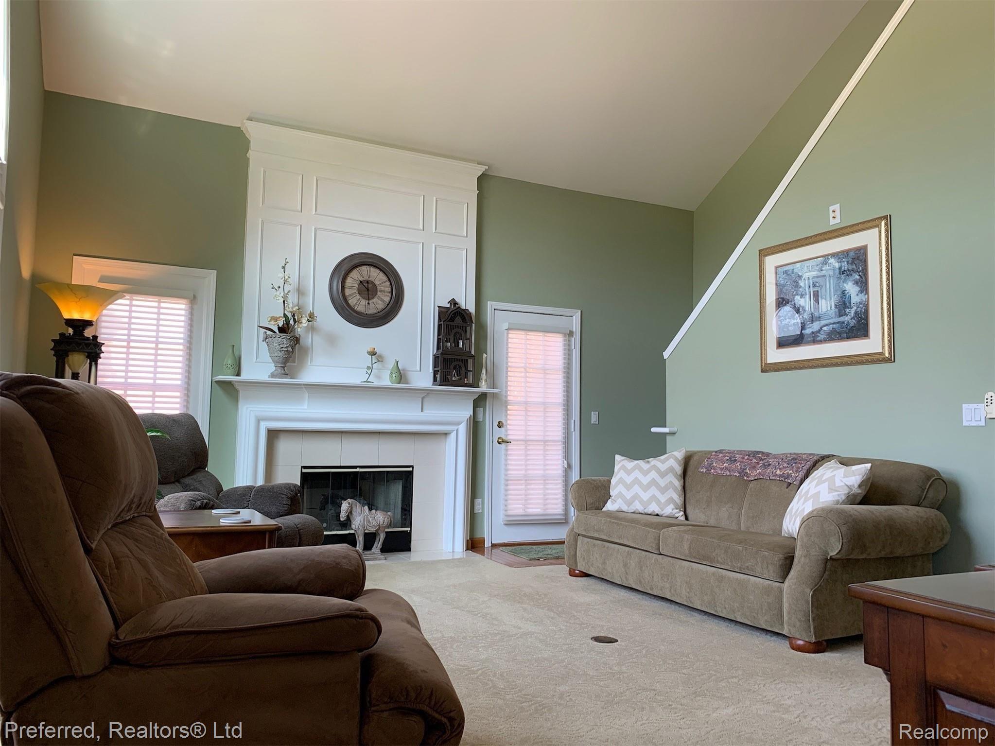 46635 Inverness Road Canton, MI 48188 - Photo 15 of 43 Photo Aug 01, 10 29 06 AM.jpg