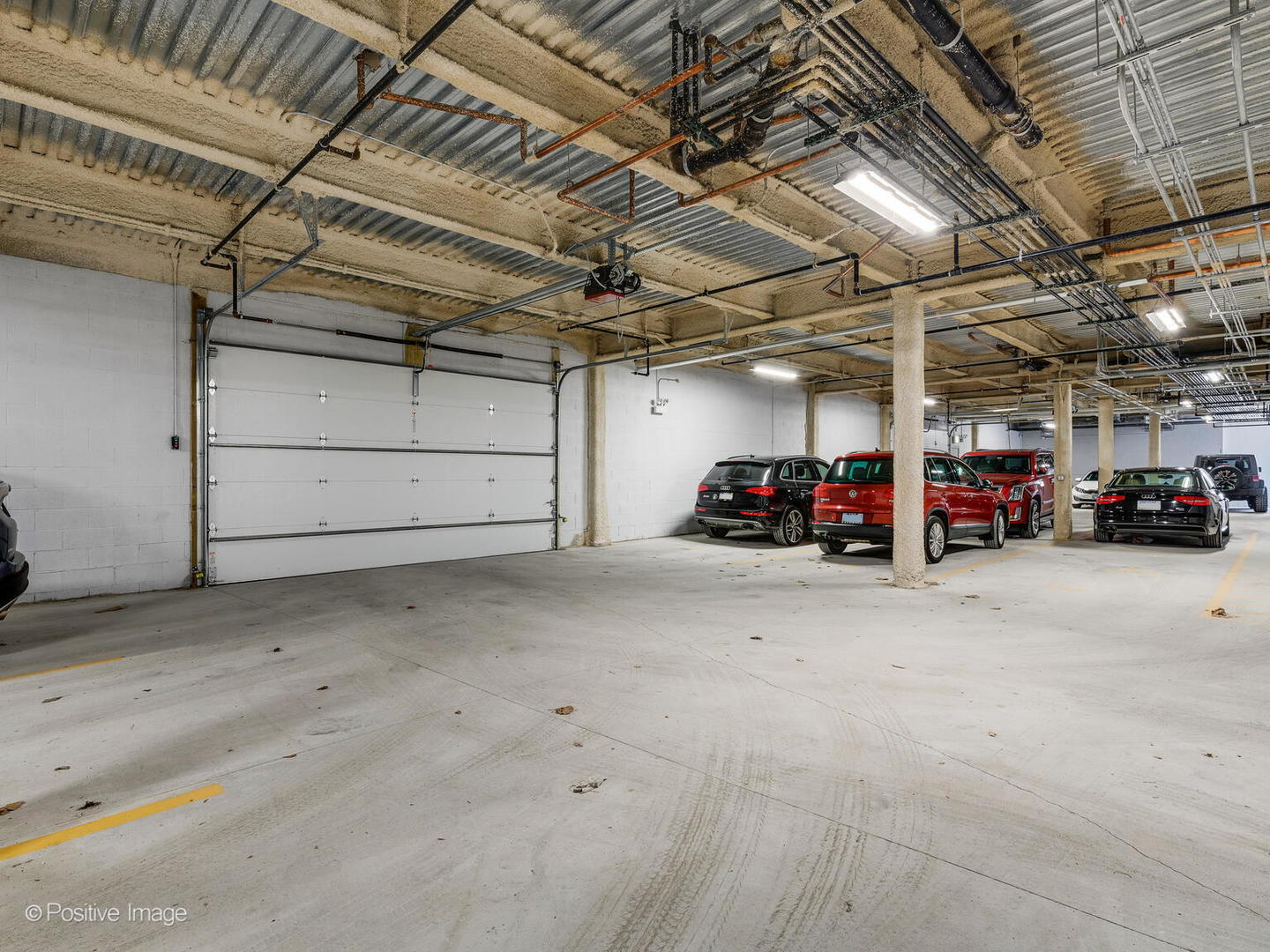 235 East 31st Street, Unit 404 Chicago, IL 60616 - Photo 9 of 9