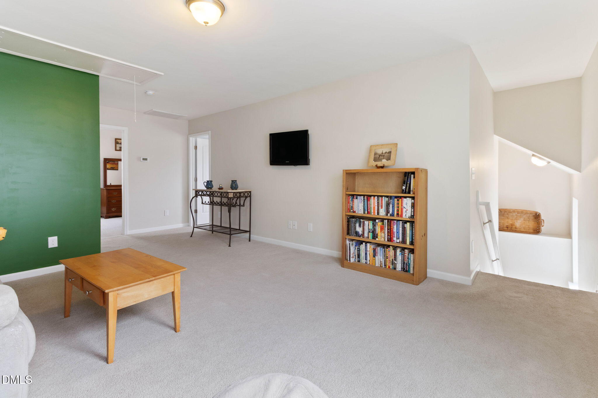 429 Mockingbird Lane Mebane, NC 27302 - Photo 25 of 44 a living room with furniture and a table