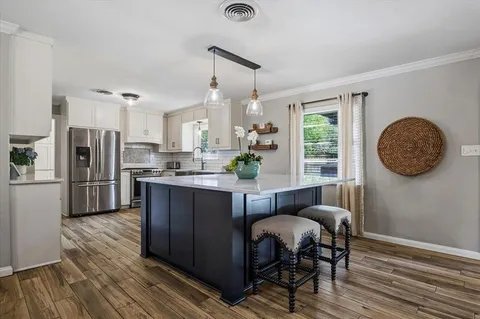 $680,000 | 4405 Westlake Drive, Fort Worth, TX 76109