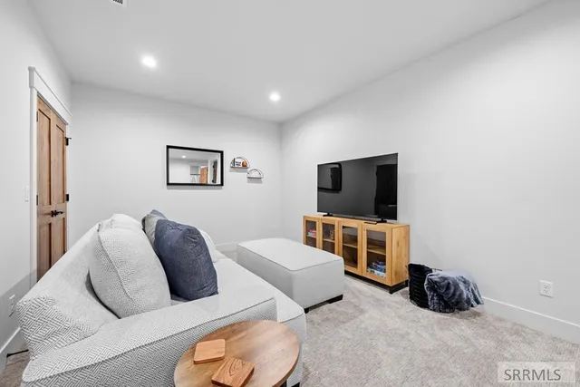 $895,000 | 4345 Yeti Lane, Island Park, ID 83429