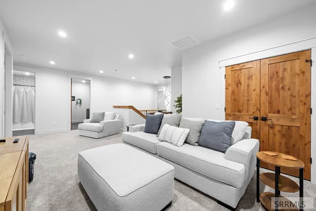 $895,000 | 4345 Yeti Lane, Island Park, ID 83429