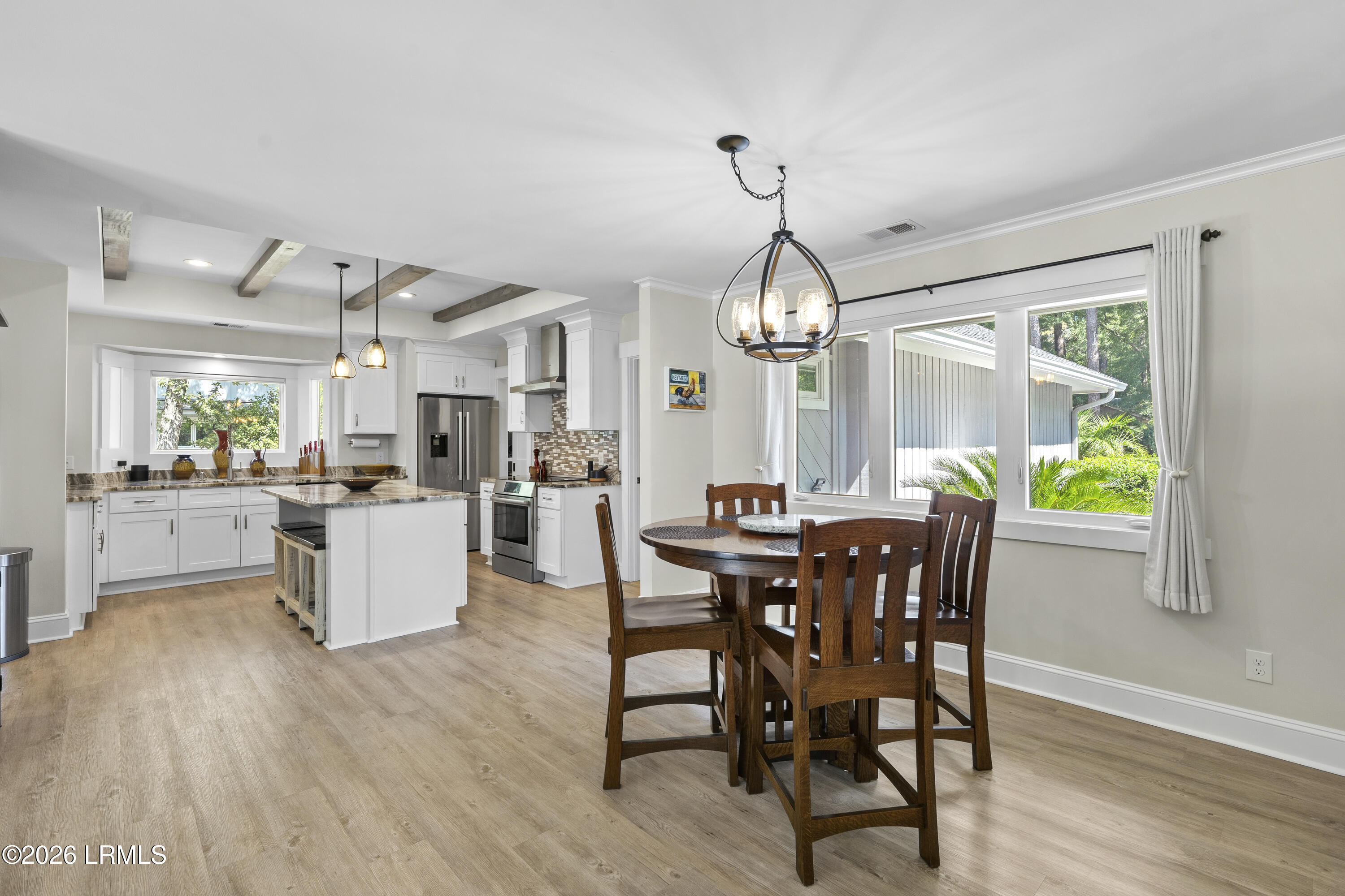 27 Pineland Road Hilton Head Island, SC 29926 - Photo 7 of 76 Dining area