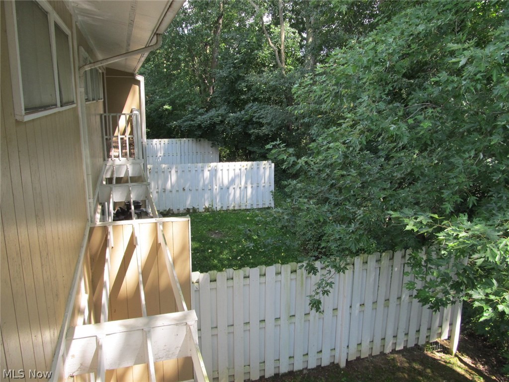 1960 Creston Road Cambridge, OH 43725 - Photo 8 of 33 Gallery Image 8