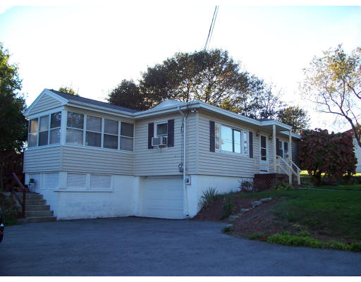 56 Raven Road Dracut, MA 01826 - Photo 2 of 23 Gallery Image 2