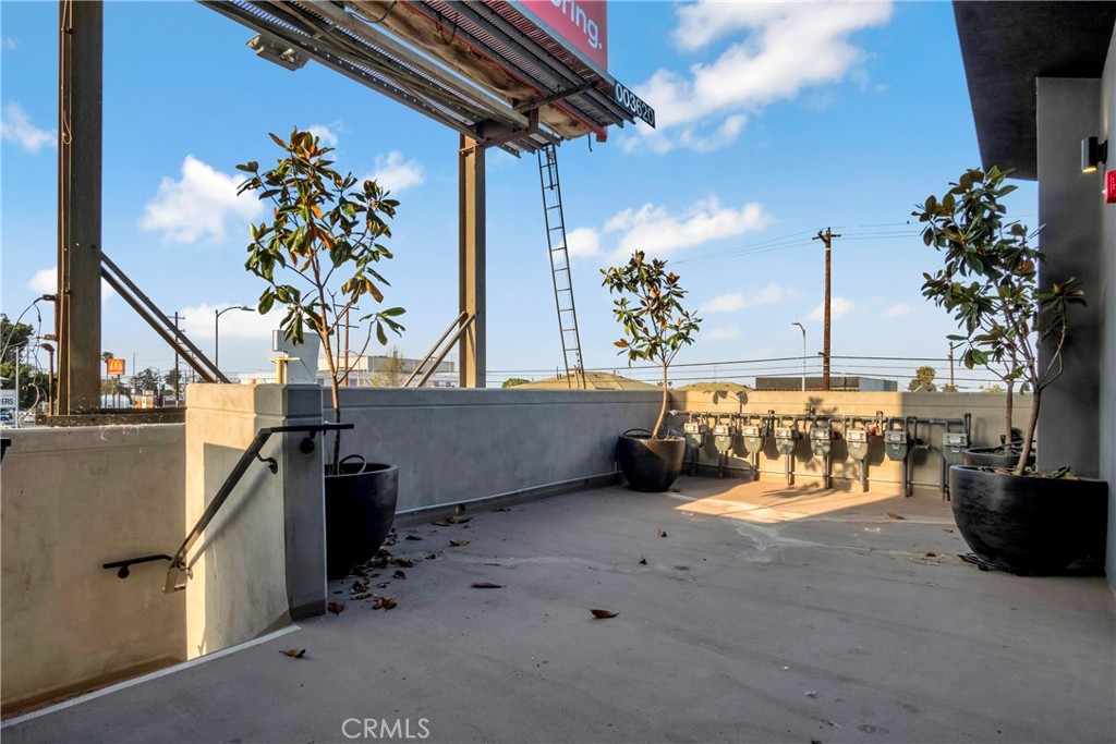 10035 South Western Avenue, Unit 101 Los Angeles, CA 90047 - Photo 15 of 22 a view of outdoor seating area