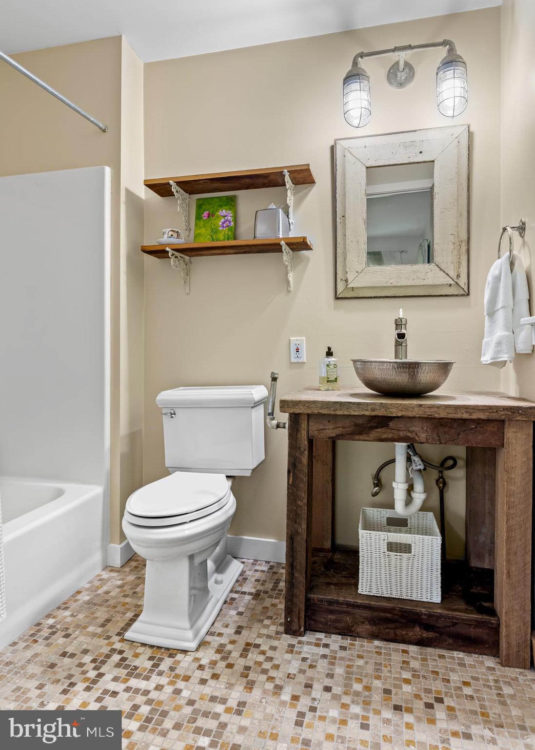 9 Tiburon Lane Malvern, PA 19355 - Photo 35 of 44 Full Bath Bedroom 4