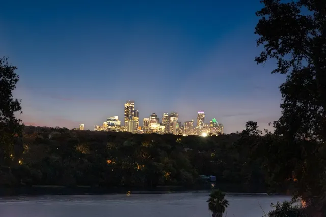 $6,950,000 | 2007 Lakeshore Drive, Austin, TX 78746
