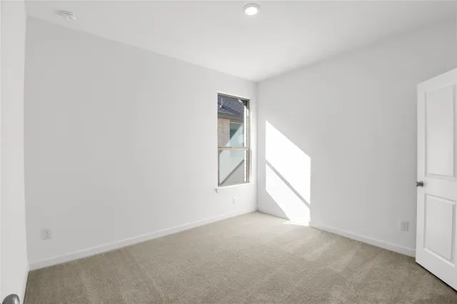 $2,300 | 1504 Adams Drive, Little Elm, TX 75068