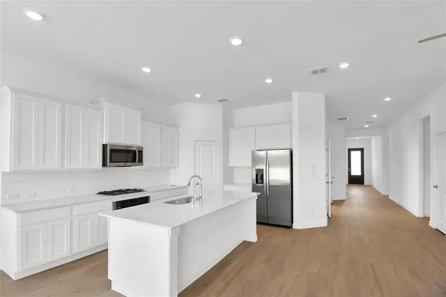 $2,300 | 1504 Adams Drive, Little Elm, TX 75068