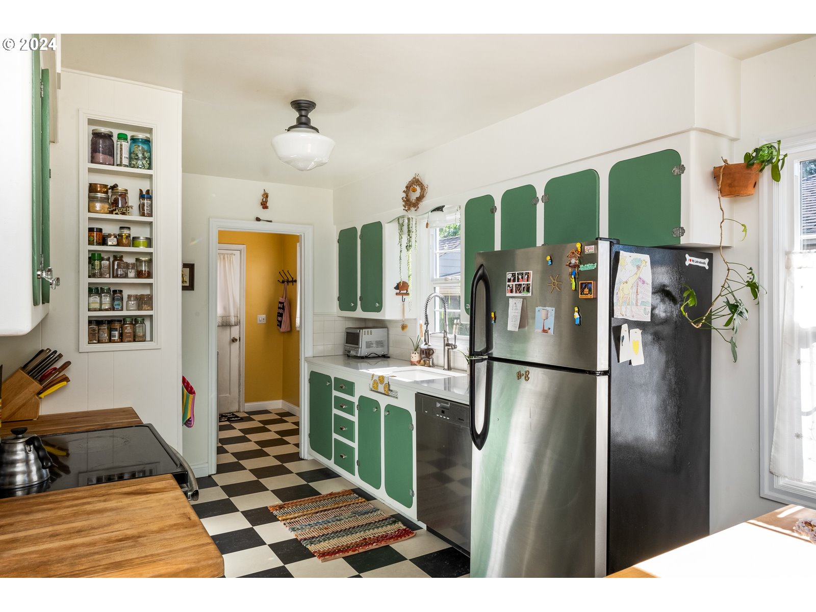 5262 Southeast Rural Street Portland, OR 97206 - Photo 17 of 47 Gallery Image 17