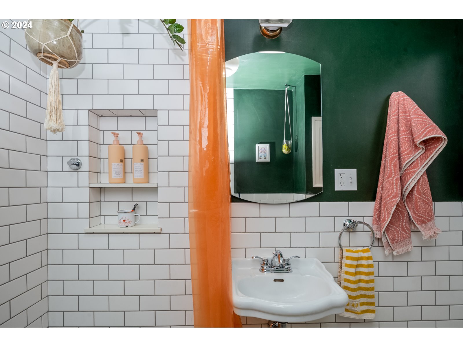 5262 Southeast Rural Street Portland, OR 97206 - Photo 24 of 47 Gallery Image 24