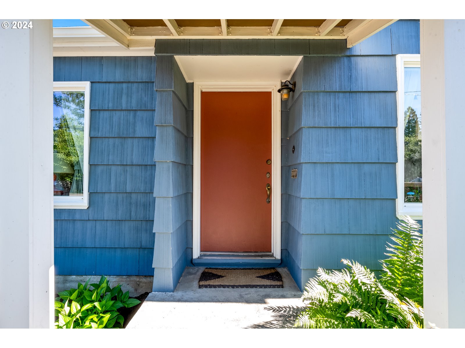 5262 Southeast Rural Street Portland, OR 97206 - Photo 4 of 47 Gallery Image 4